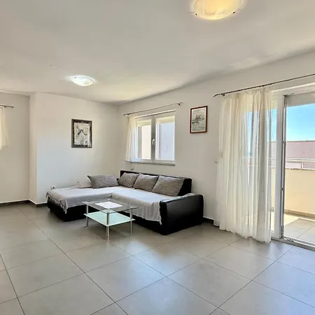 Apartment Tony *